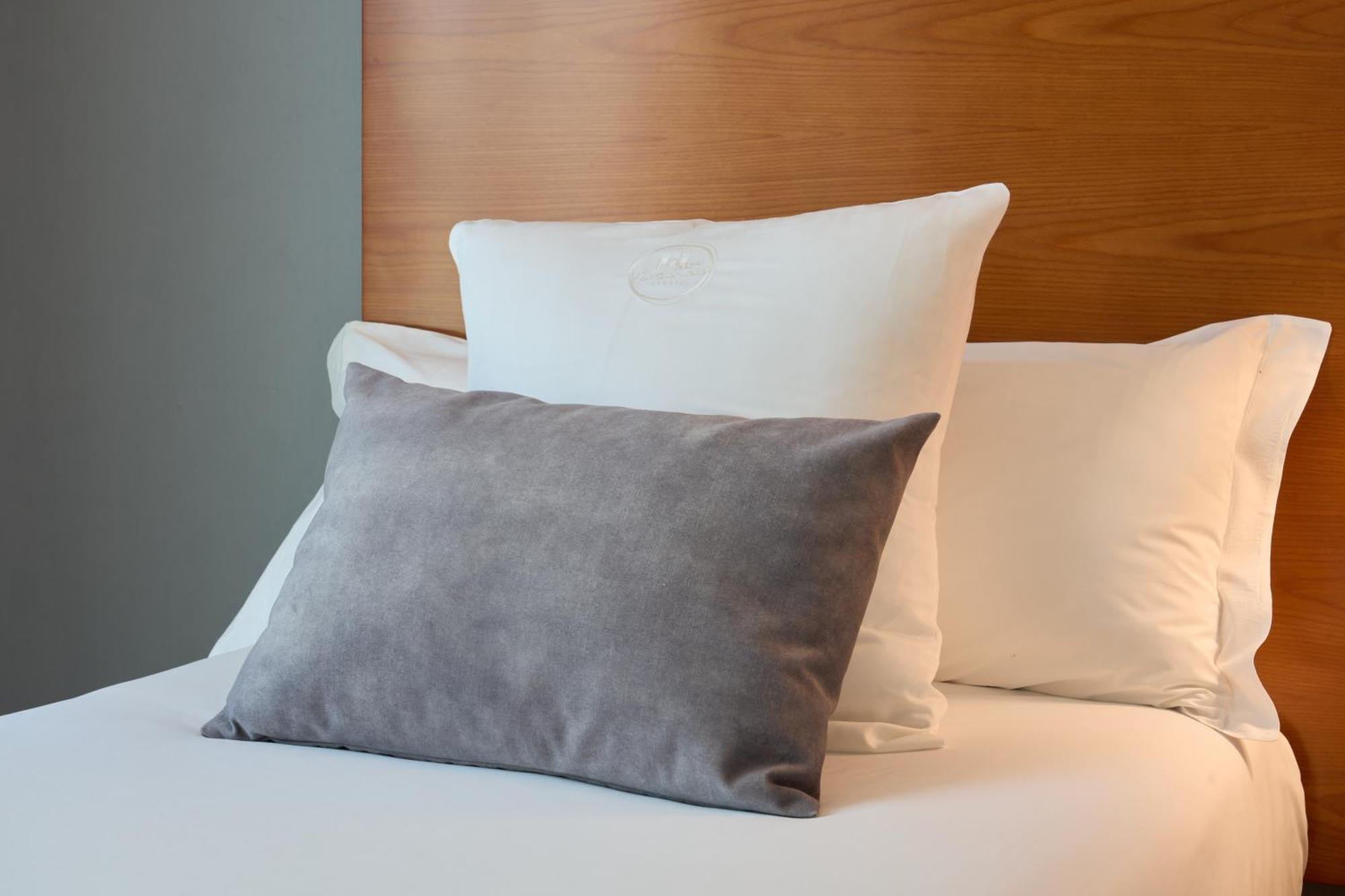 Hotel Puerta De Toledo Madrid Extérieur photo